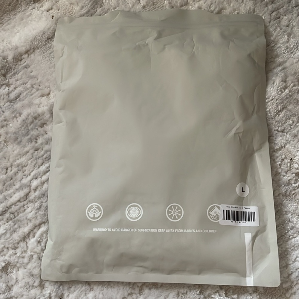 New Hidden Ny Hard Drive Mini Tee In Large View 4